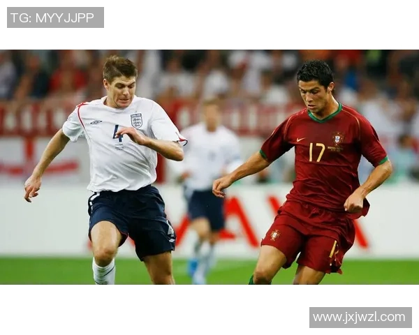 足球巨星声音之旅：探索世界足坛明星背后的声音魅力与传奇故事