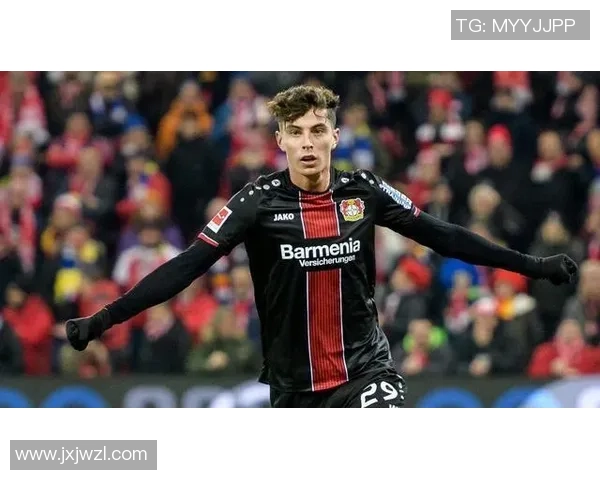 足球巨星身价变动与背后影响因素解析：市场趋势与价值评估全面解读